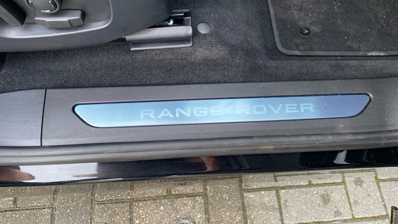 Land Rover Range Rover Evoque 1.5 P270e Edition 5dr Auto Hatchback